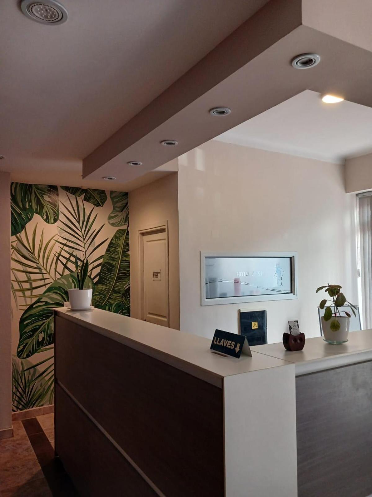 Hotel Luis III Мар дел Плата Екстериор снимка