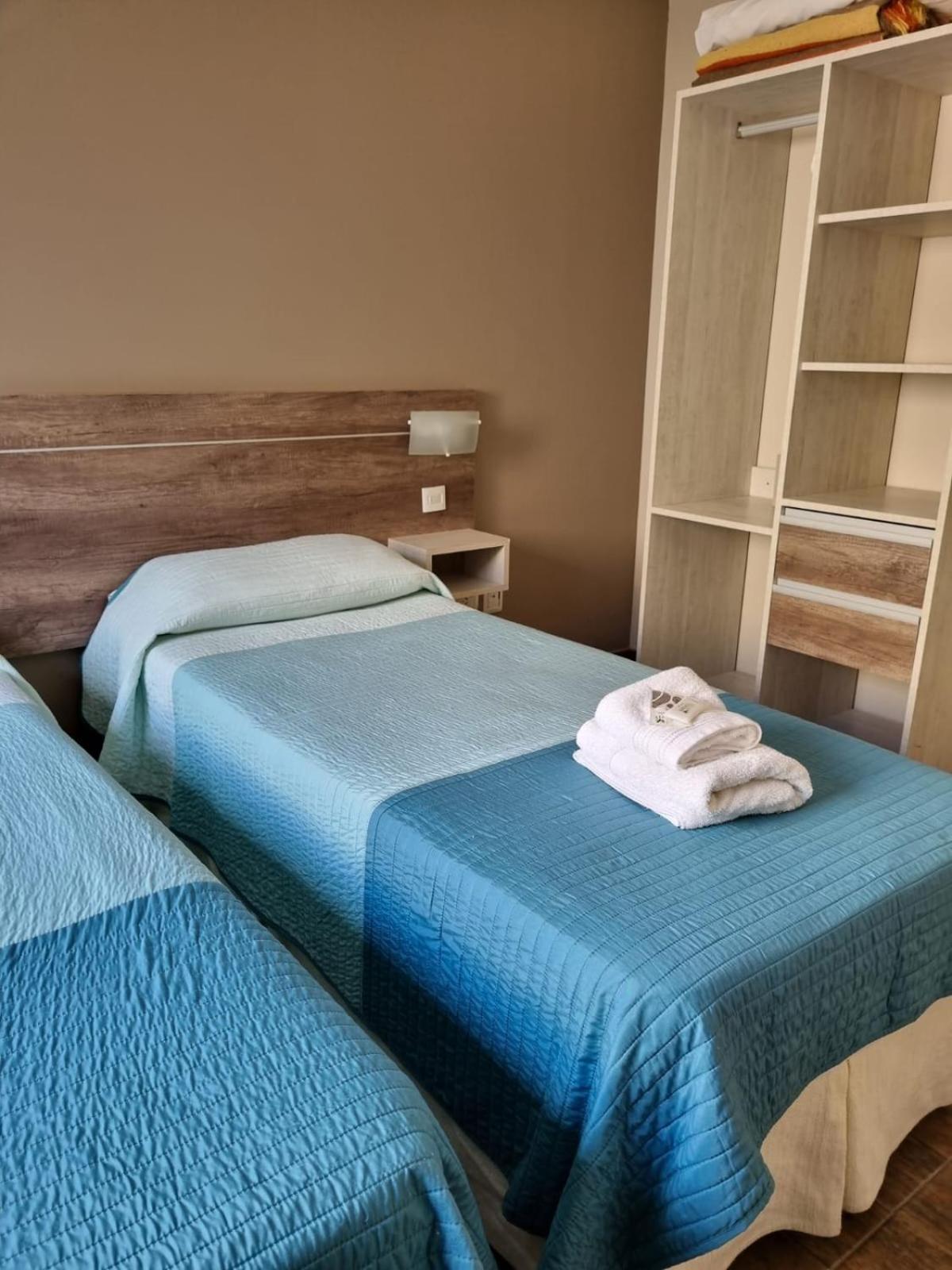 Hotel Luis III Мар дел Плата Екстериор снимка