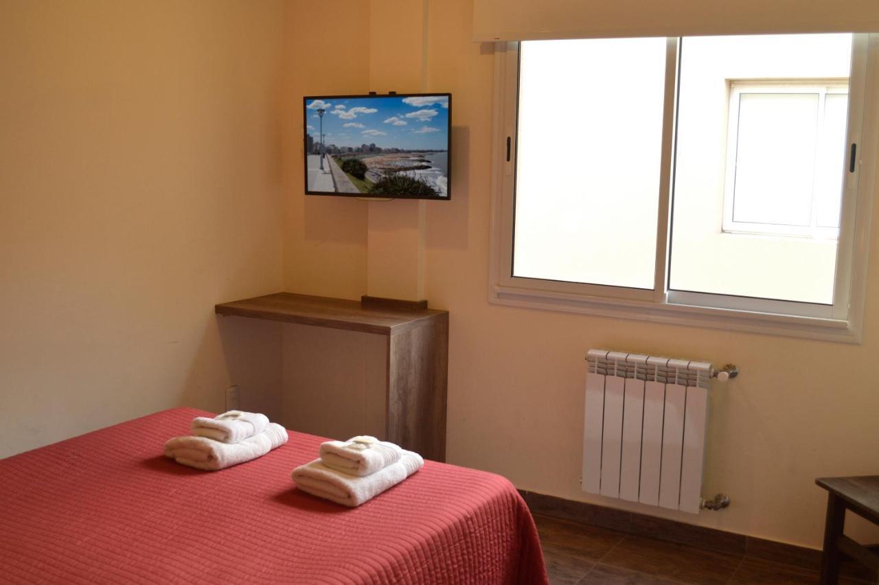 Hotel Luis III Мар дел Плата Екстериор снимка